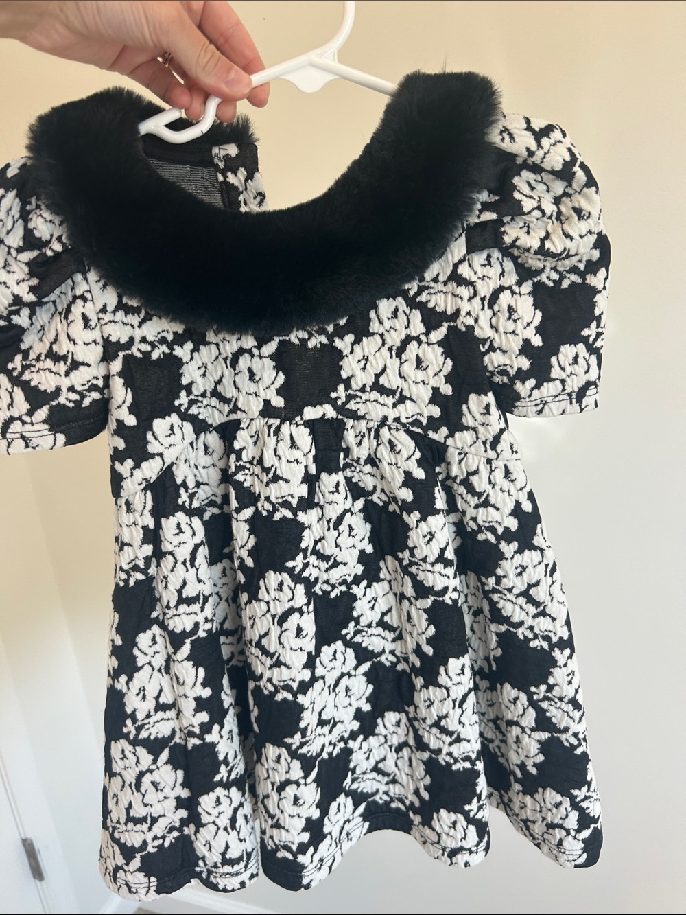 Janie & Jack Black and White Floral Girls' Dress with Faux Fur Collar